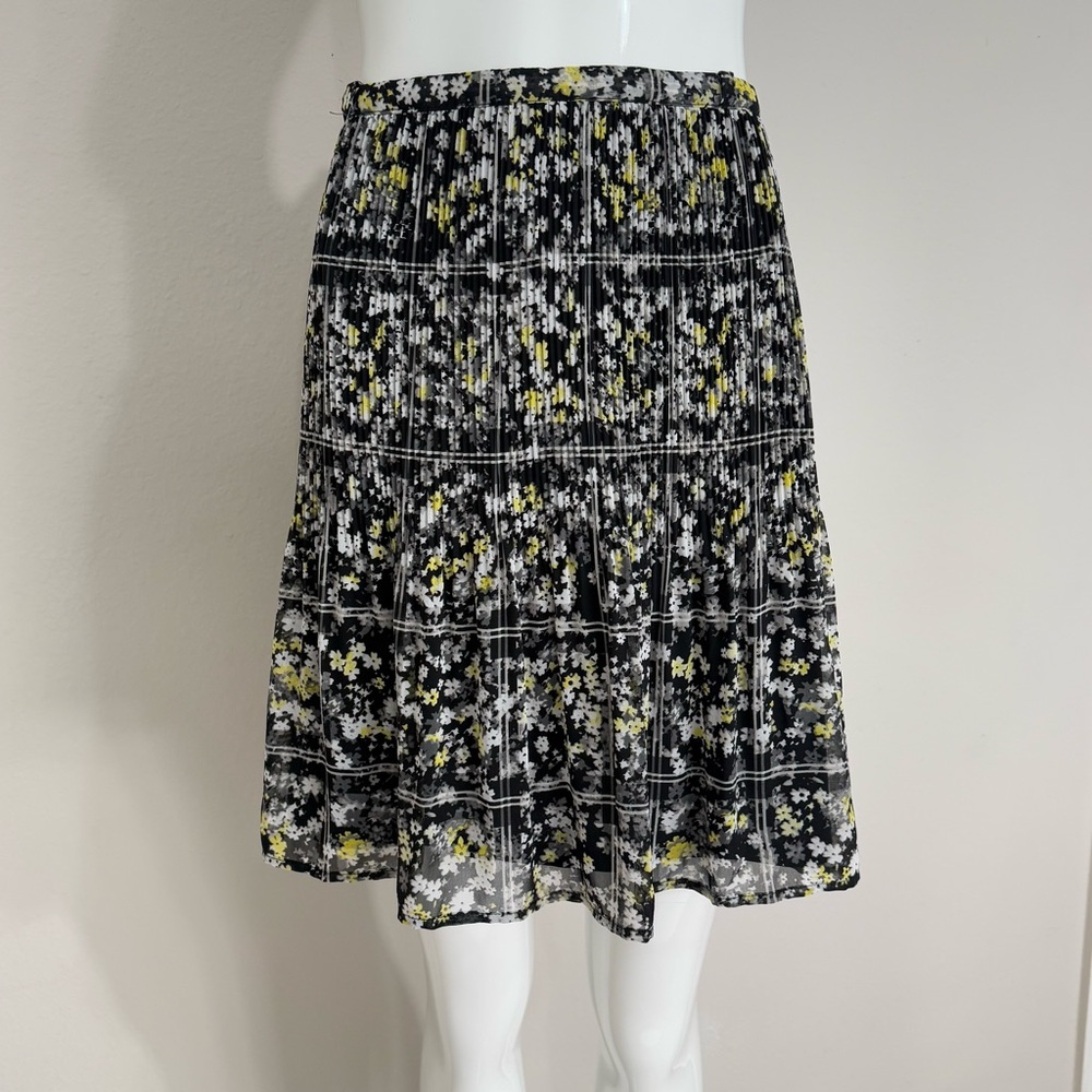 ELLE Pleated Chiffon Ditsy Skirt Mini Floral Garterized Waist Size XL